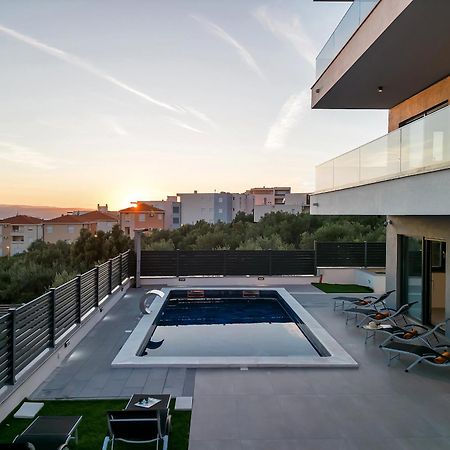 Villa Adria Макарска Екстериор снимка