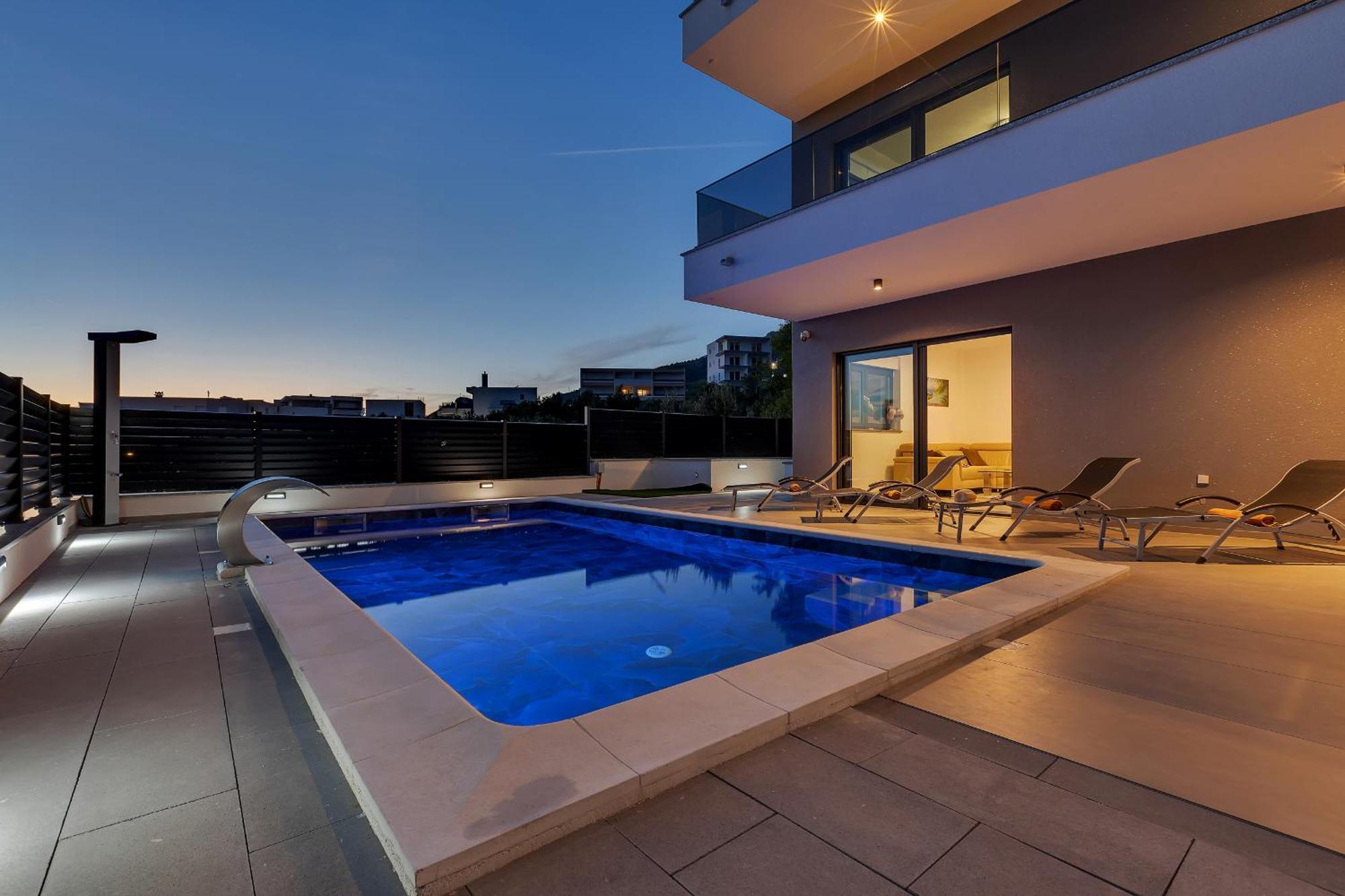 Villa Adria Макарска Екстериор снимка