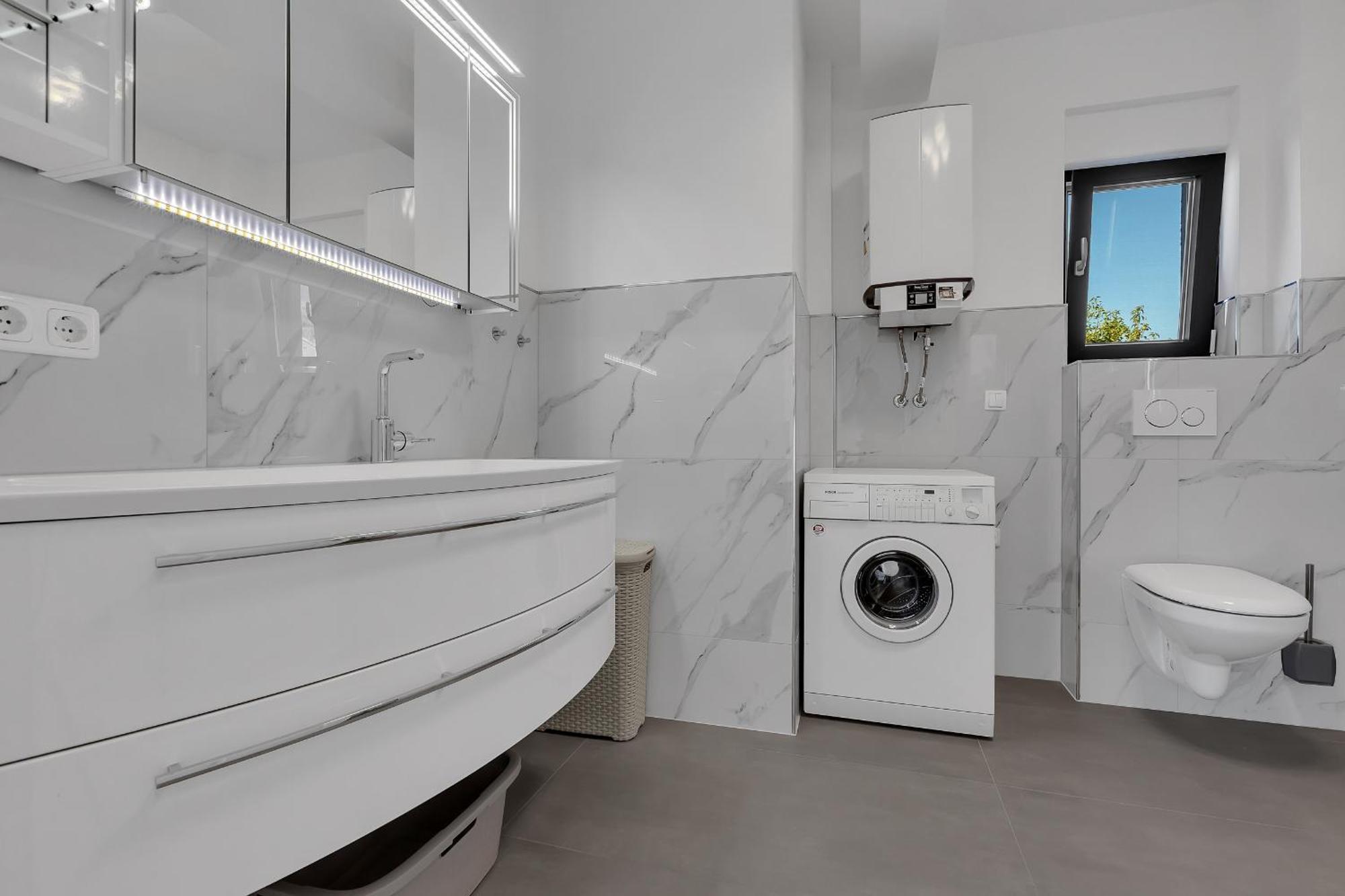 Villa Adria Макарска Екстериор снимка